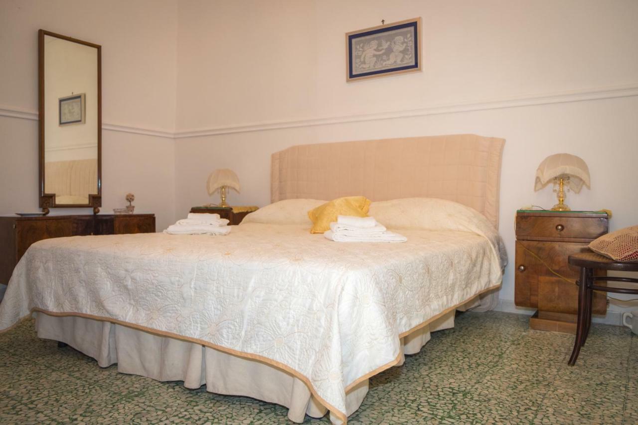 Giulia E Pietro - Marettimo Apartments エクステリア 写真
