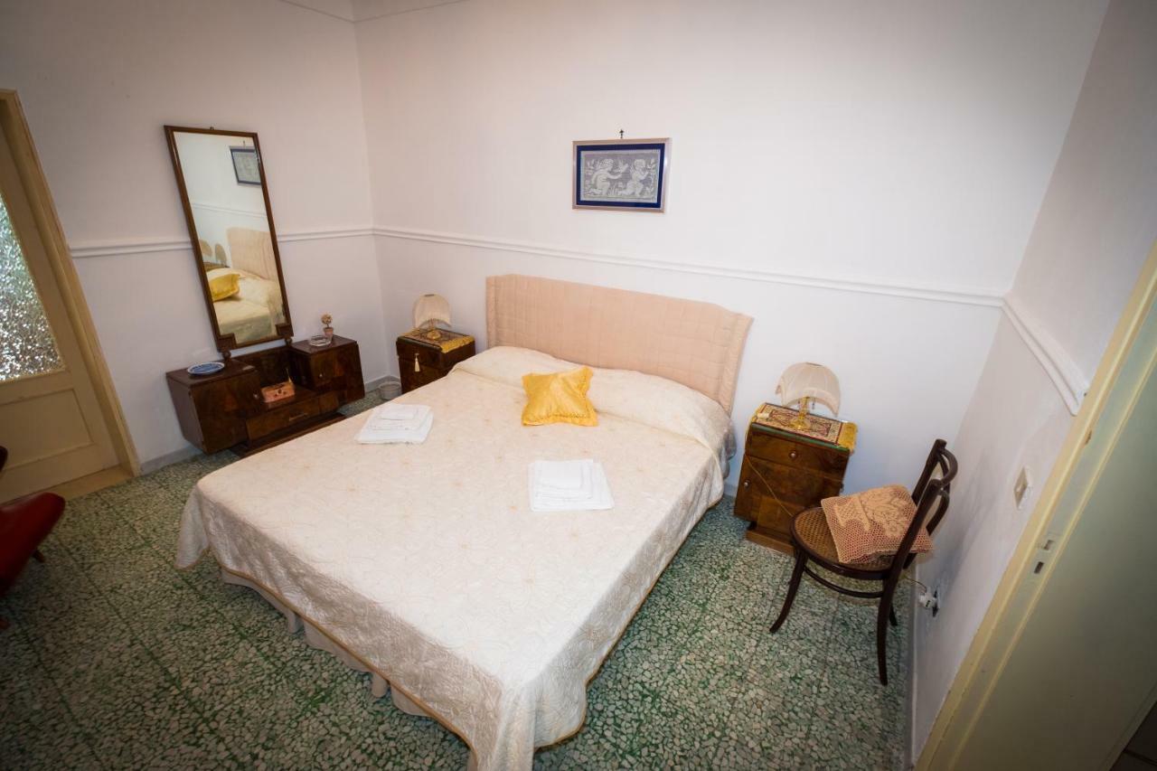 Giulia E Pietro - Marettimo Apartments エクステリア 写真